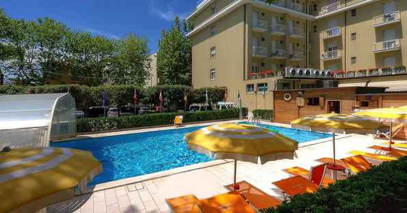 Cervia Hotel Excelsior: La piscine